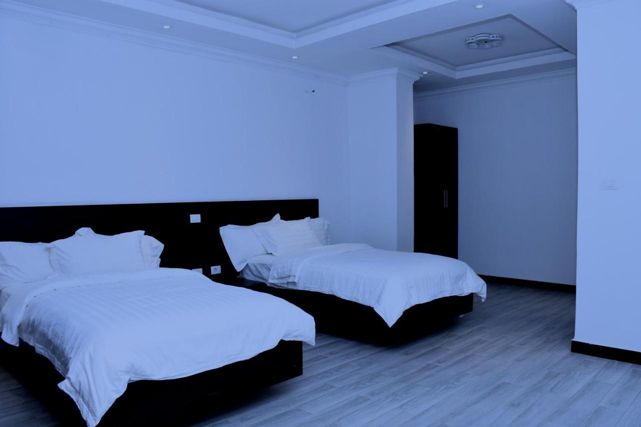 Yellow Apple Hotel แอดดิสอาบาบา ภายนอก รูปภาพ
